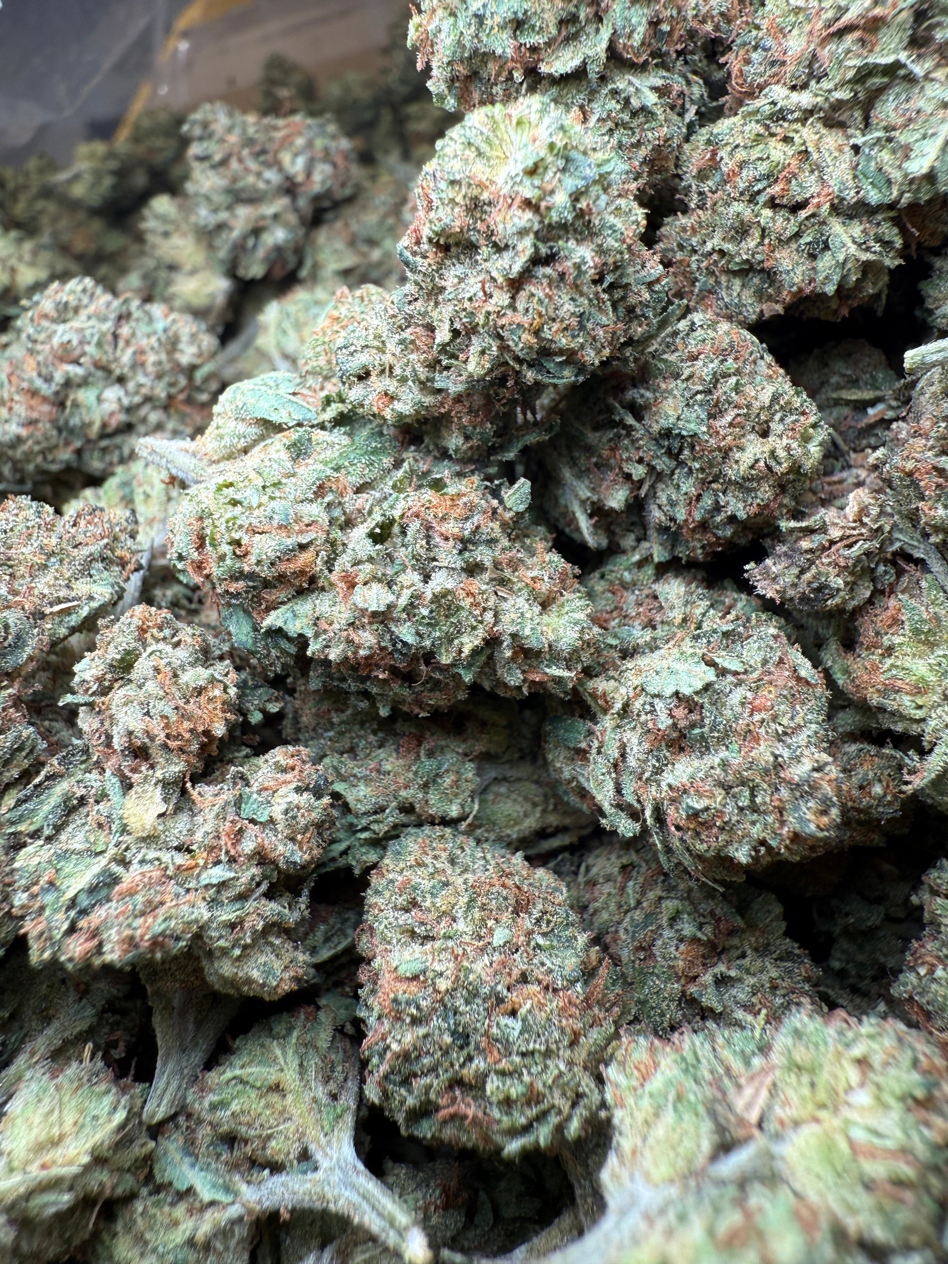 1 Pound - Frozen Lemons THCA Strain Frisco Labs